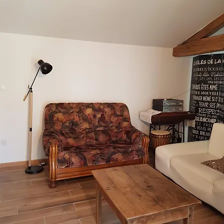 Hébergement de vacances La Thibaudiere 70 M2 Mirebeau